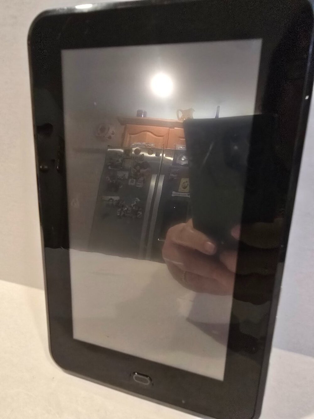 Tablet Sylvania SYTAB7MX 7-inch Android Silver 8" x 5" No Charger Untested 2011